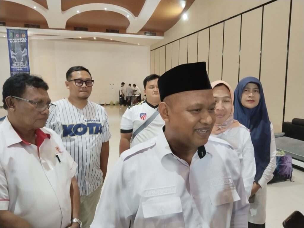 erecplsp.com, Kaonang Resmi Buka Kejuaraan Anggar Banten Piala Wali Kota Tangerang 2024! (2)