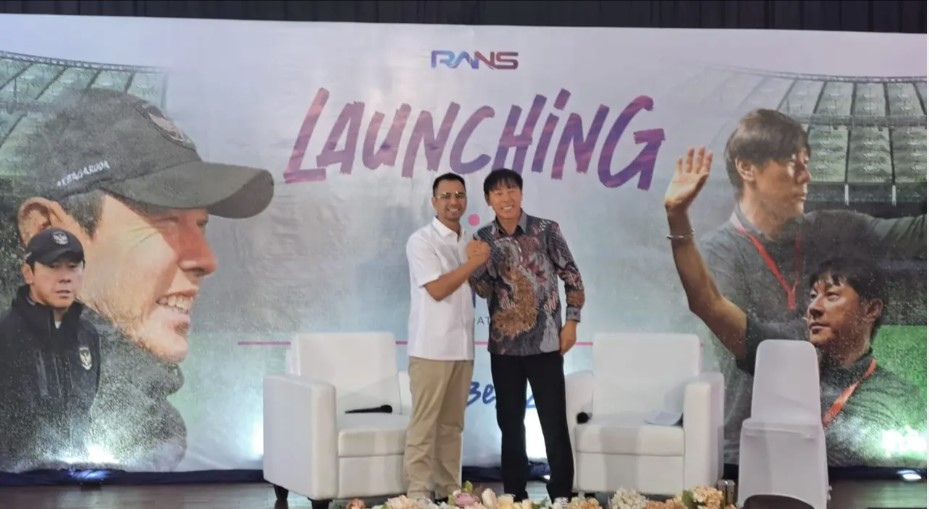 STY Foundation Hadir! Shin Tae-yong dan Raffi Ahmad Siap Bina Generasi Penerus Sepak Bola Indonesia - Iverctins.com